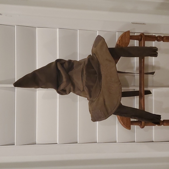 Harry Potter Talking Sorting Hat Brown Barely Used
